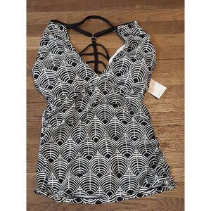 New Leilani Size 8 Horizon Summer Swim Beach Resort Tankini